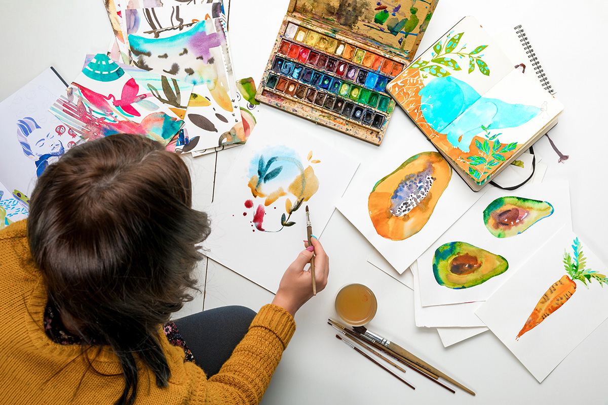 Woman-Painting-Fruit